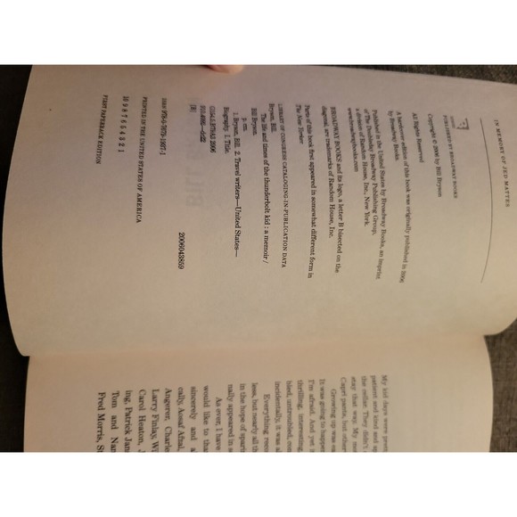 The Life and Times of the Thunderbolt Kid: A Memoir by Bryson, Bill - Picture 7 of 7